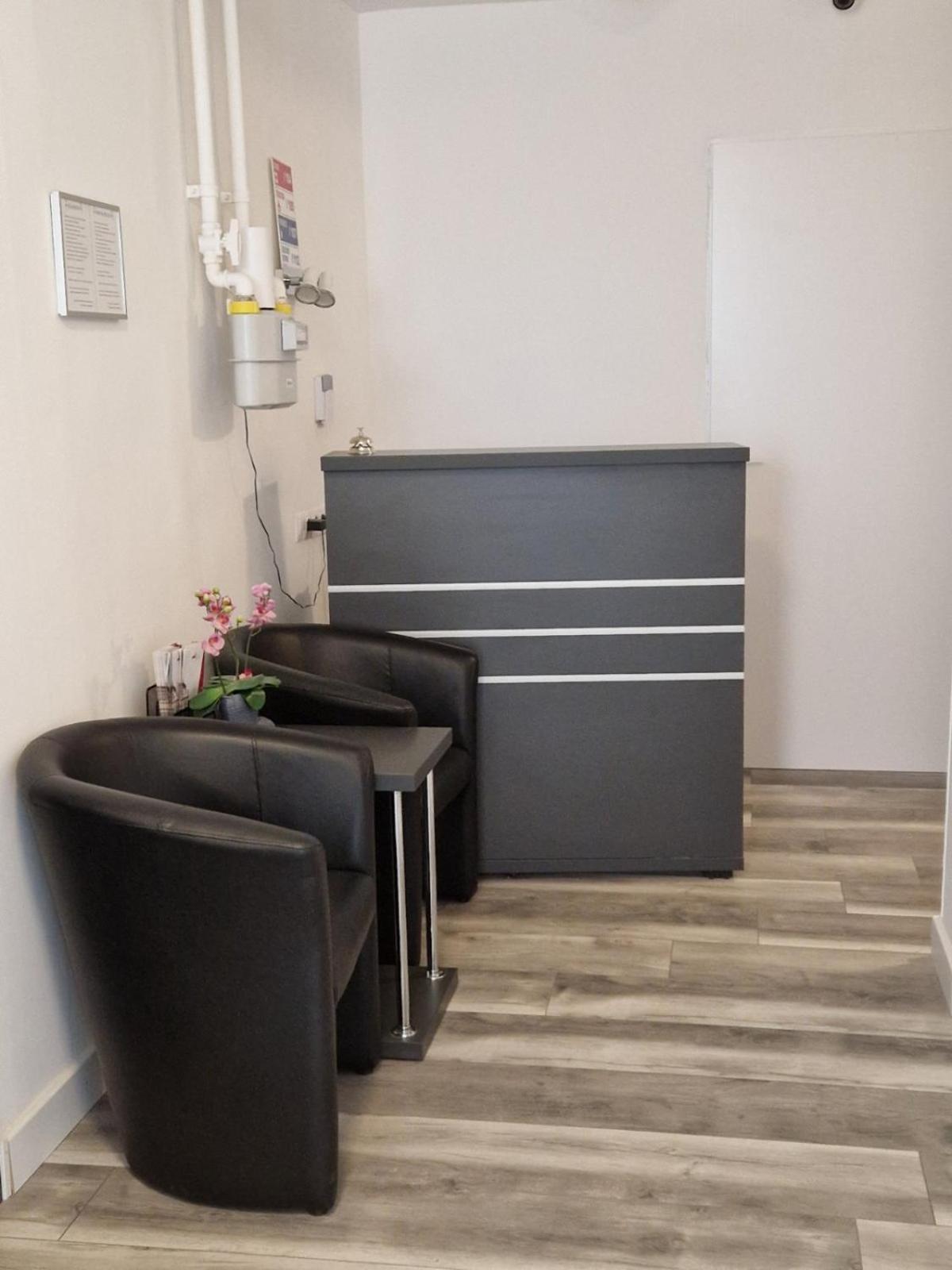 Nefelejcs Vendeghaz Otel Gödöllő Dış mekan fotoğraf