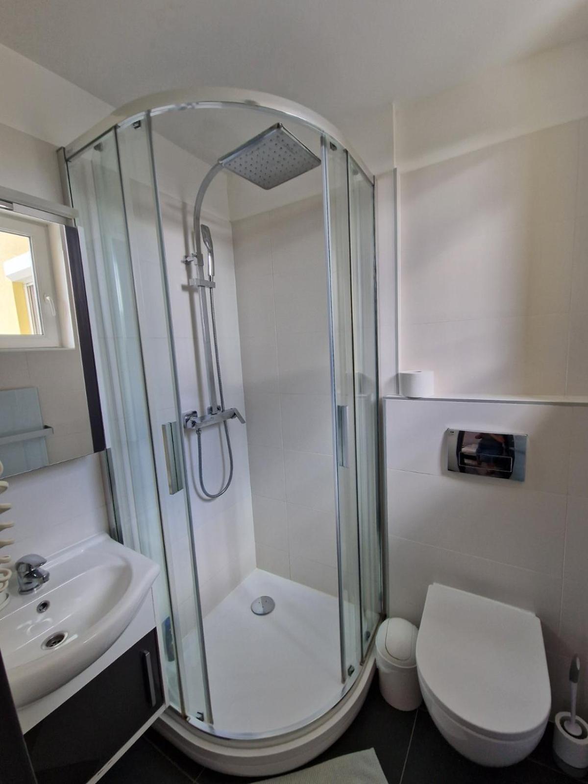 Nefelejcs Vendeghaz Otel Gödöllő Dış mekan fotoğraf