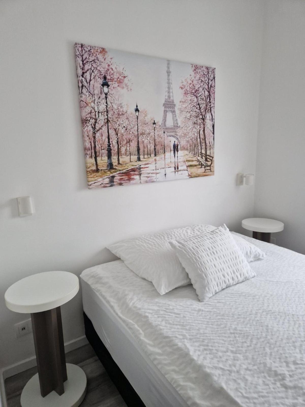 Nefelejcs Vendeghaz Otel Gödöllő Dış mekan fotoğraf